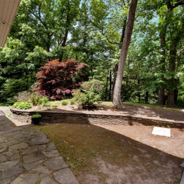 89 Valecrest Drive Patio